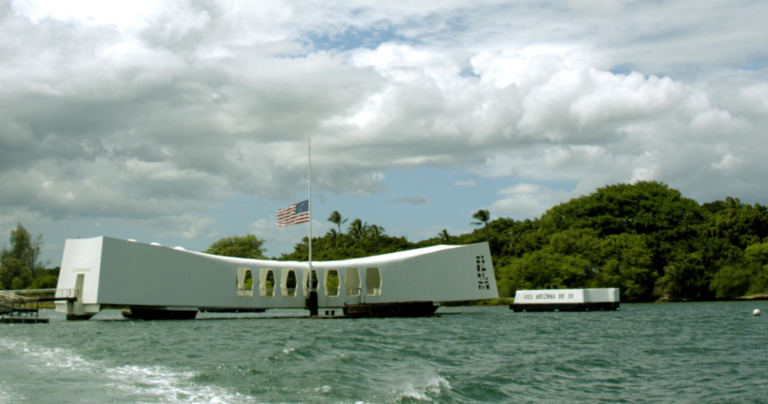 enoatours pearl harbor city from waikiki uss arizona memorial waterfront