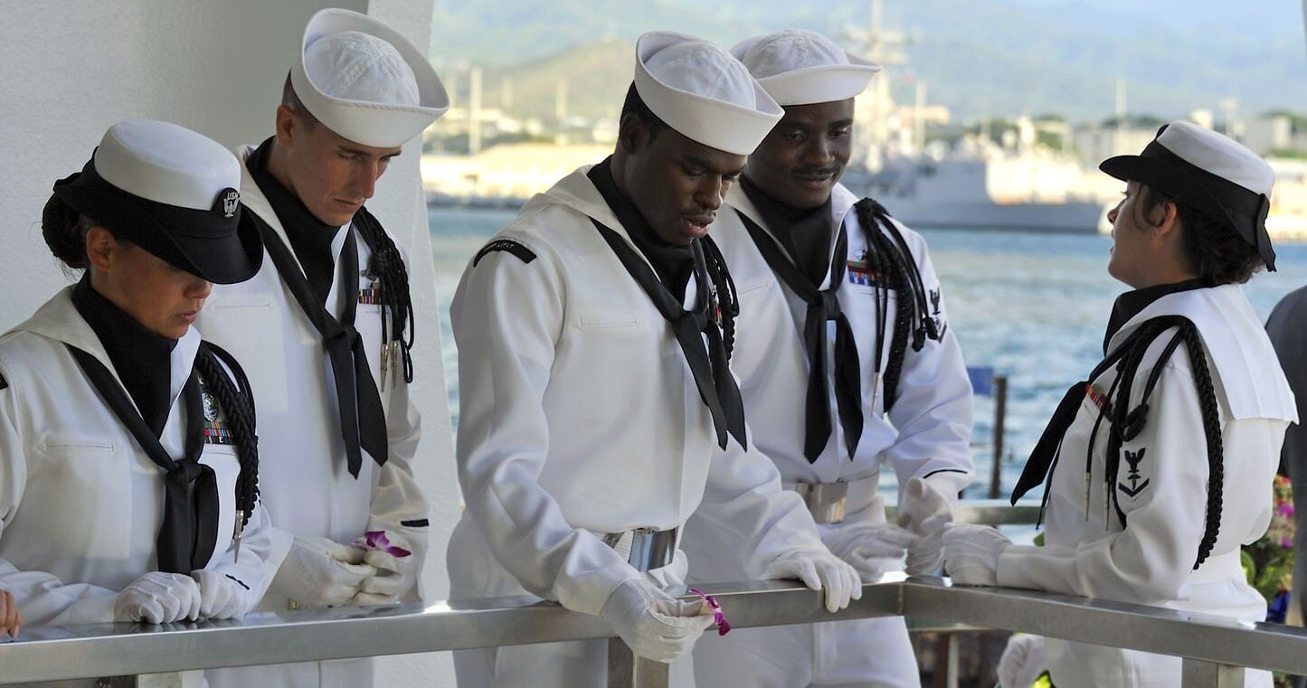 kawikajoeslimousinehawaii  private limousine tour of pearl harbor naval sailors pearl harbor me