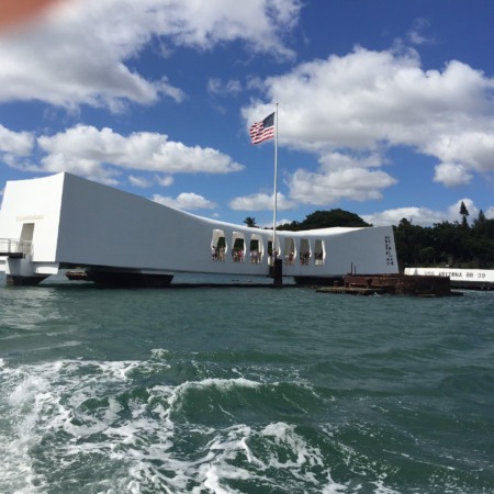 kawikajoeslimousinehawaii  private limousine tour of pearl harbor uss arizona memorial white st