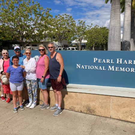 kawikajoeslimousinehawaii pearl harbor the uss arizona memorial pearl harbor group photo memor