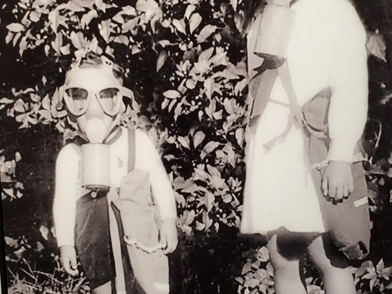 phptours uss arizona chief s multimedia narrated children gas masks forest